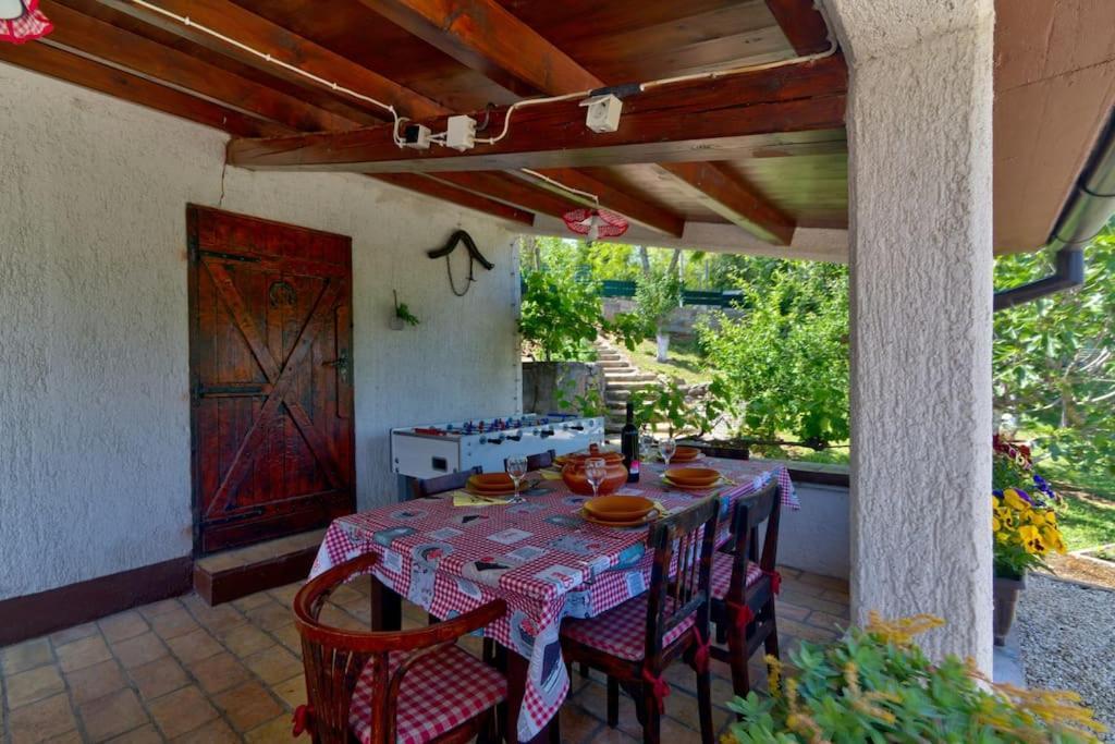 Piccola Casa - A Little Paradise Kršan Exterior foto